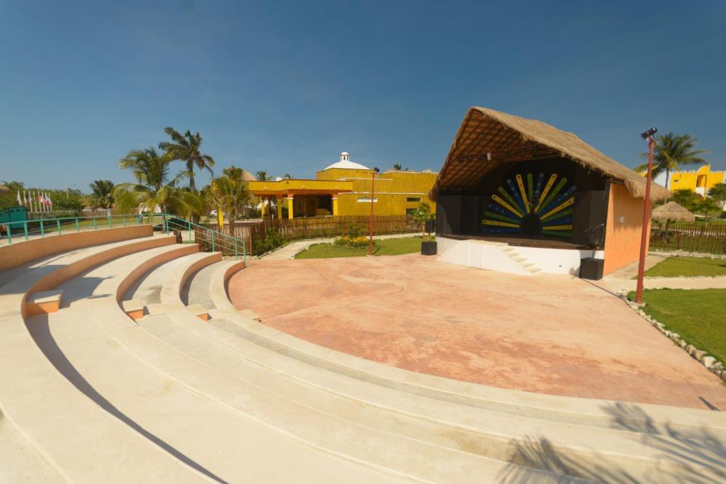 Pavoreal Beach Resort Tulum Exterior foto